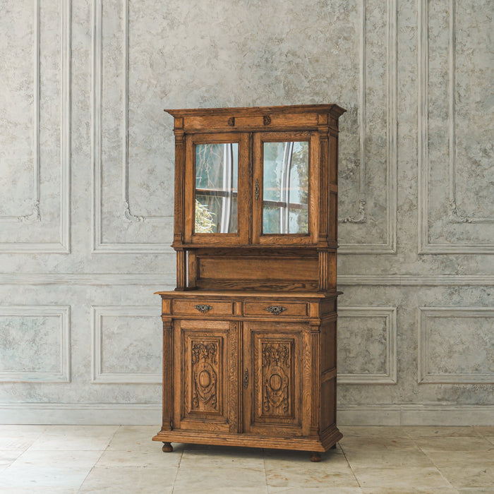 アンティークキャビネット